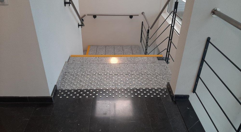 Matériel d’accessibilité et aides techniques alternatives pour personnes à mobilité réduite
